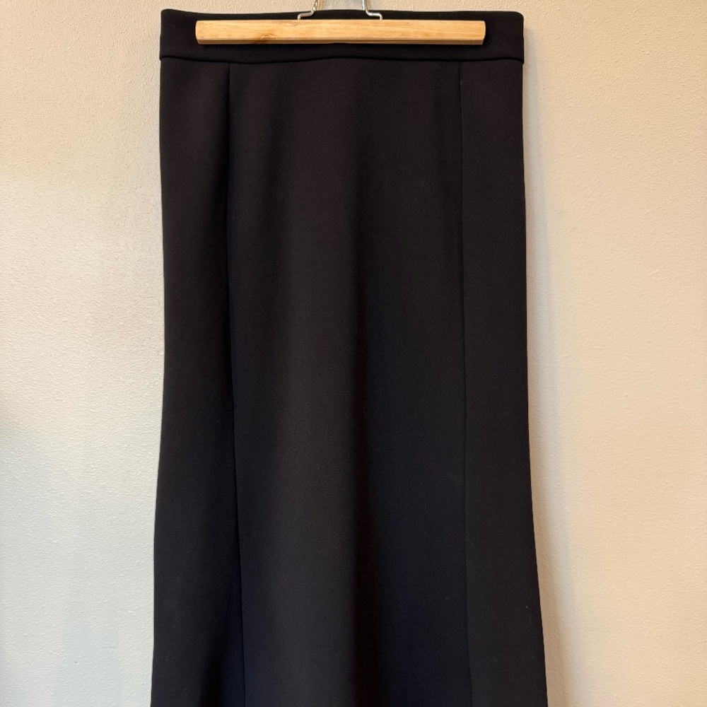 Black Aritzia Babaton A-Line Midi Skirt